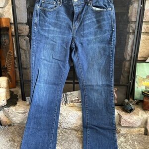 Levi's Women's Straight Leg Blue Jeans